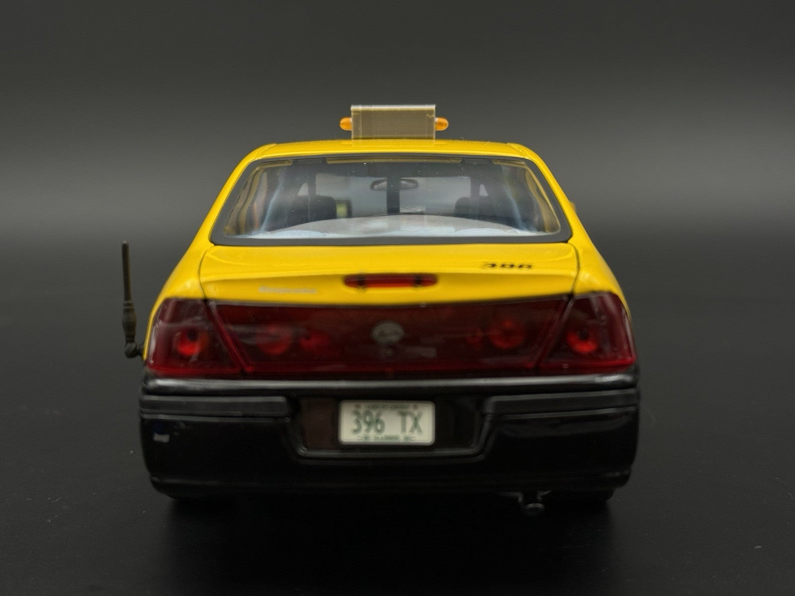 1/18 Scale Model Taxi Sign New York 1858NY114