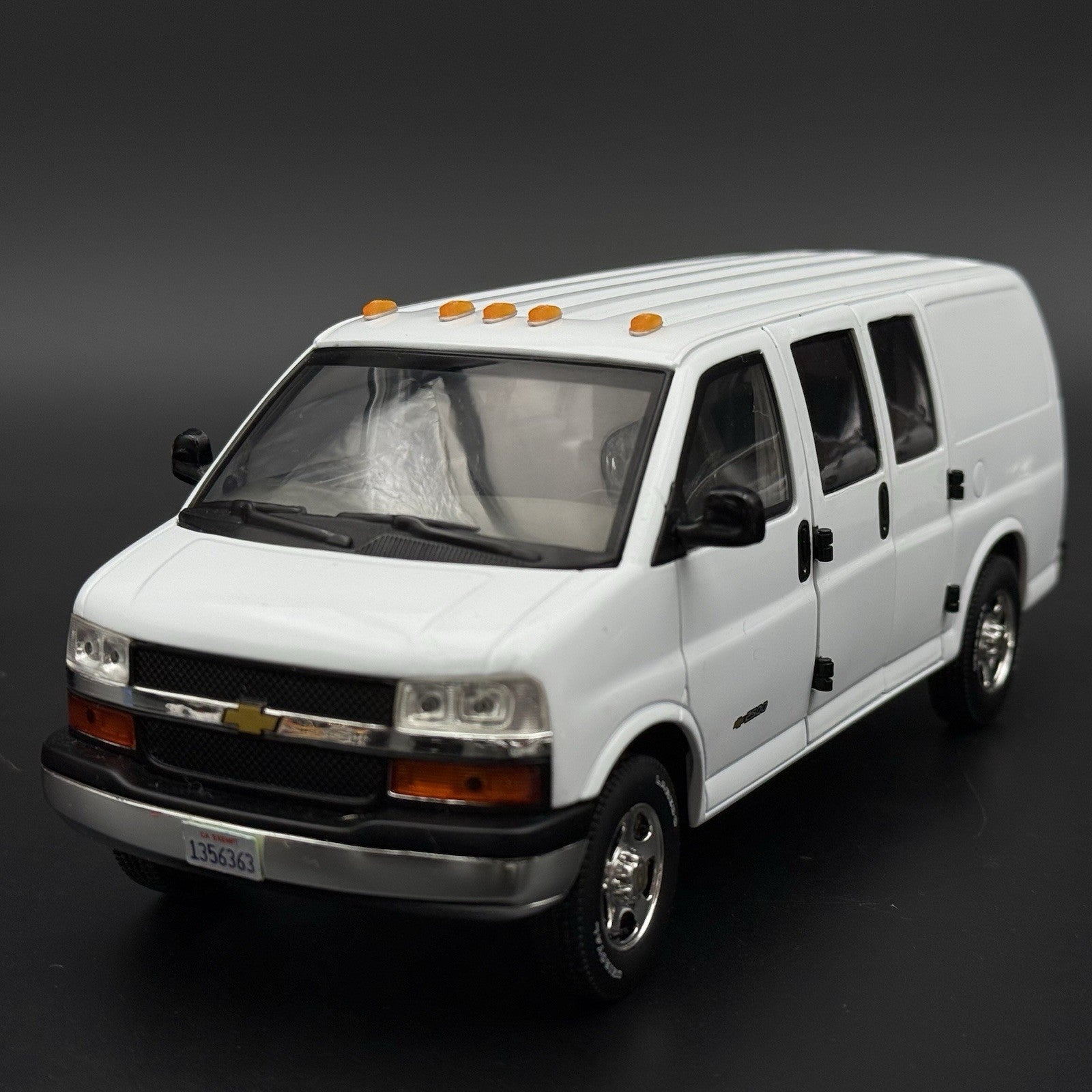 1/24 25 Scale Model Amber Roof Clearance Light Cab Marker Pickup Truck 2474A5