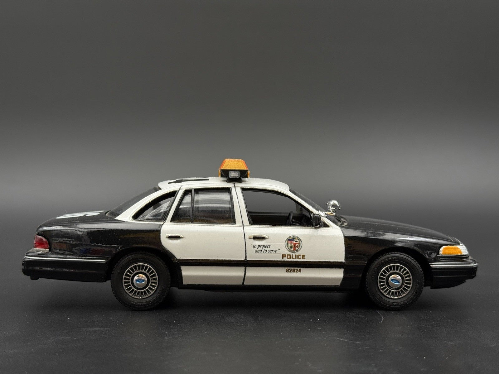 1/24 25 Scale Amber Clear Streethawk Lightbar Police 24649
