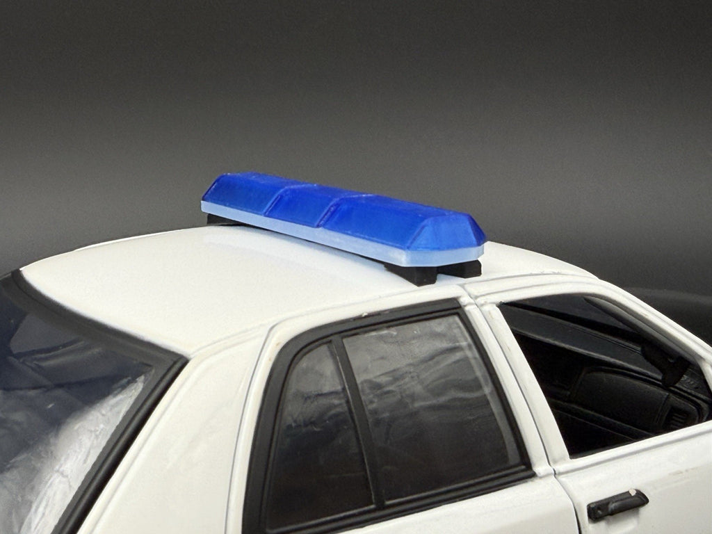1/18 Scale Model Blue Code 3 Excalibur Lightbar Police 1862B9