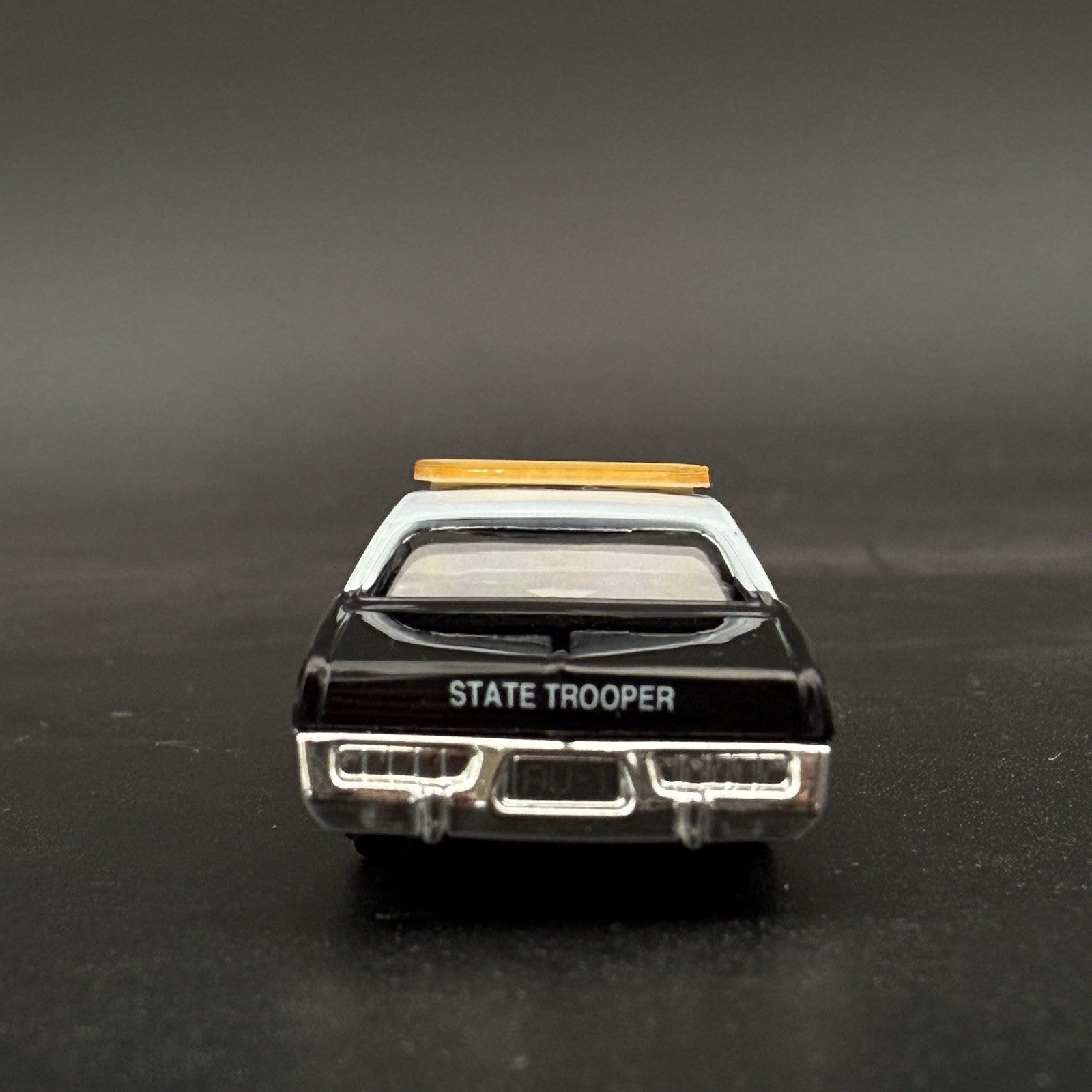 4 Pack 1/87 Amber LED Style Code 3 X2100 Lightbar HO Scale Work Tow Construction10