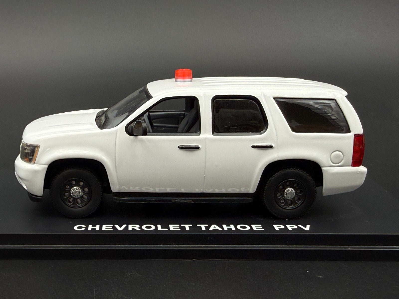 2-Pack 1/43 O Scale Model Michigan State Police nForce NXT Red Beacon 4351R8