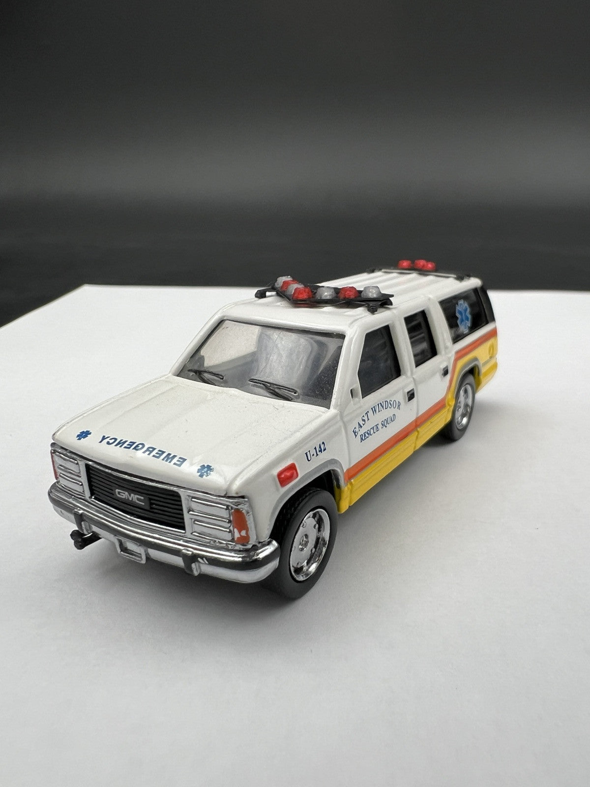 2 Pack 1/64 NYPD Red Federal Signal Vision SLR Lightbar Greenlight Police Car5