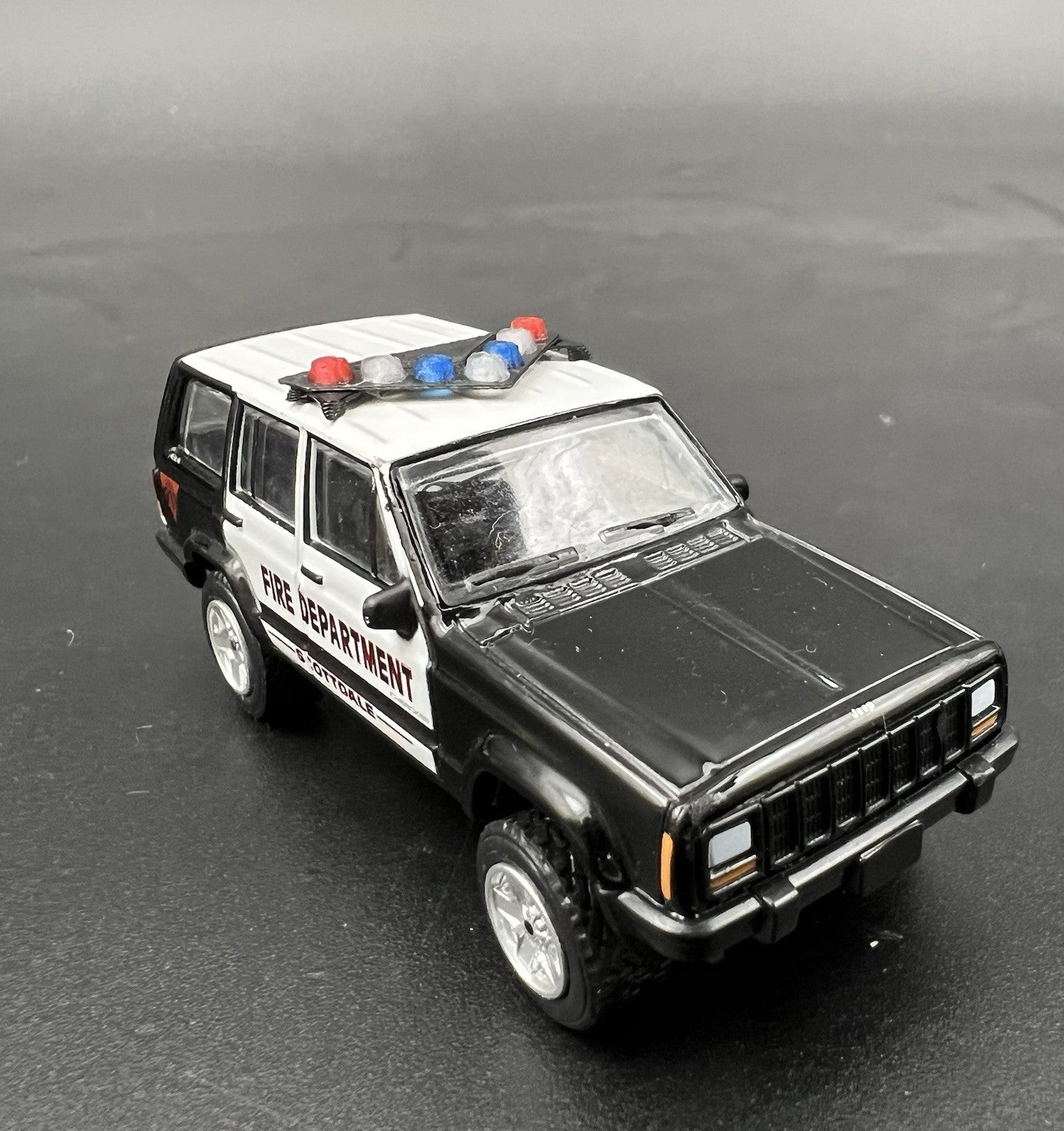 2 Pack 1/64 LVMPD Blue Red Federal Signal Vision SLR Lightbar Police Car11