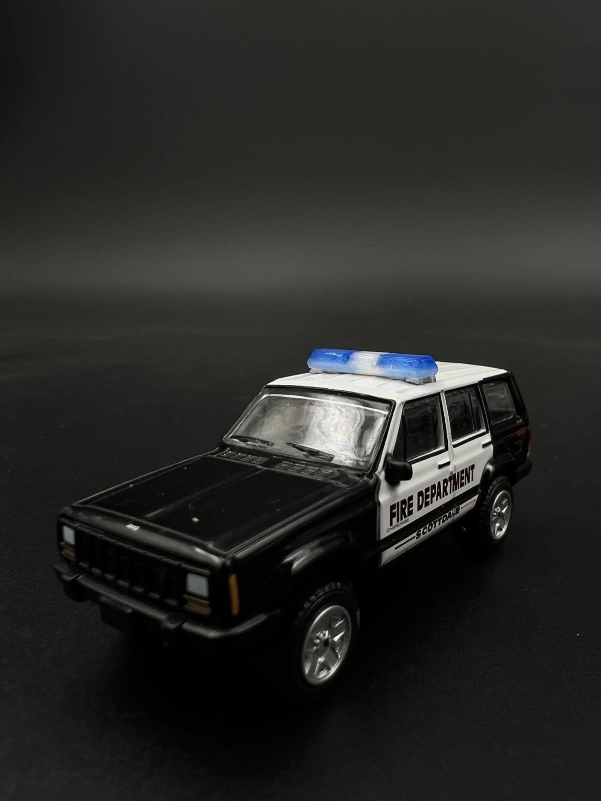 2 Pack 1/64 Blue Code 3 MX7000 Lightbar Greenlight Fire EMS Paramedic Ambulance1