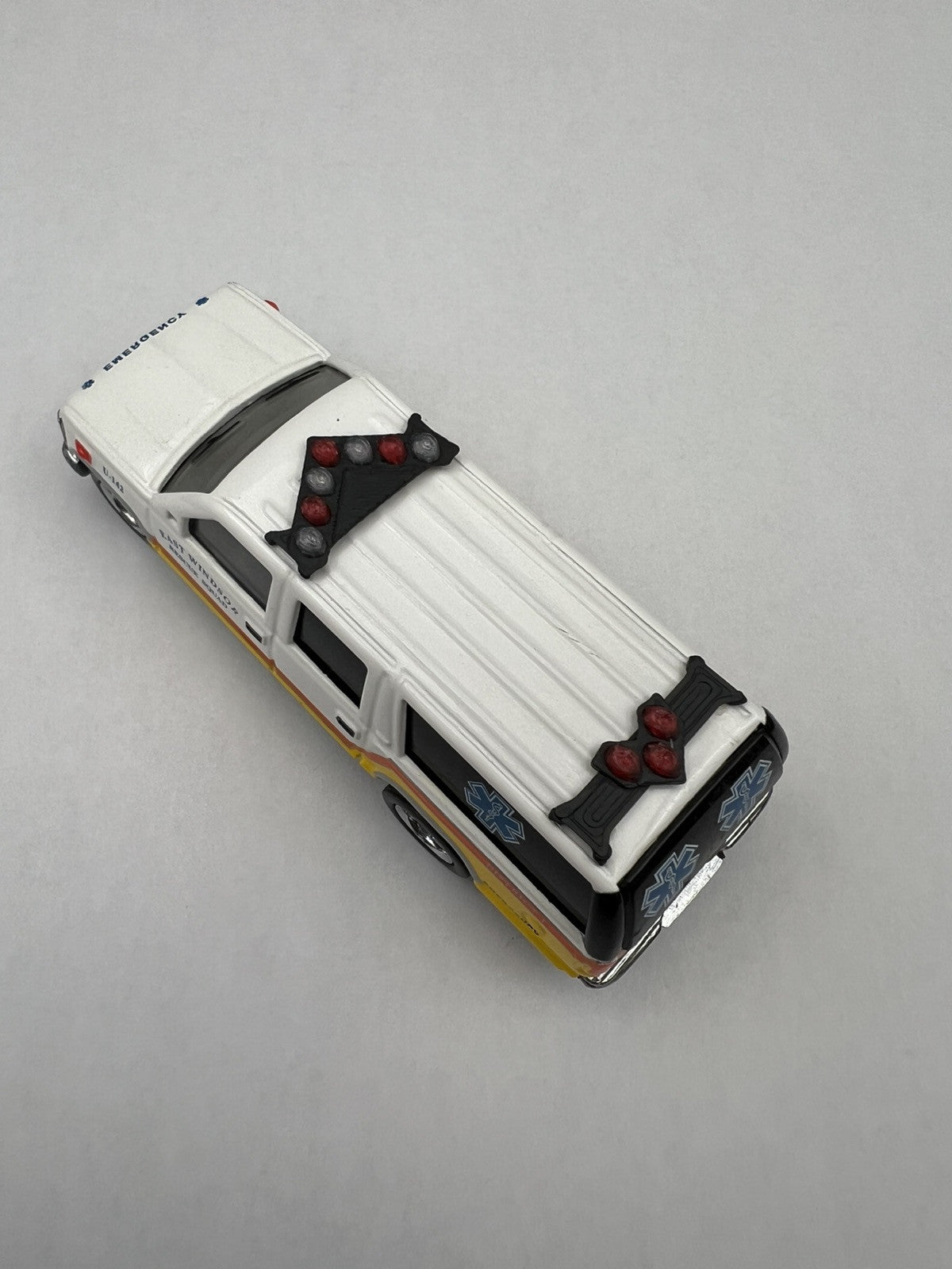 2 Pack 1/64 NYPD Red Federal Signal Vision SLR Lightbar Greenlight Police Car7