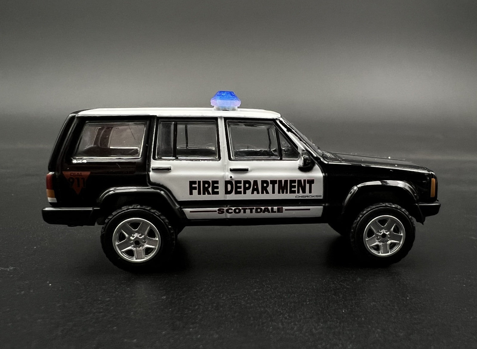 2 Pack 1/64 Code 3 MX7000 Blue Red Lightbar Greenlight Police Sheriff Patrol8