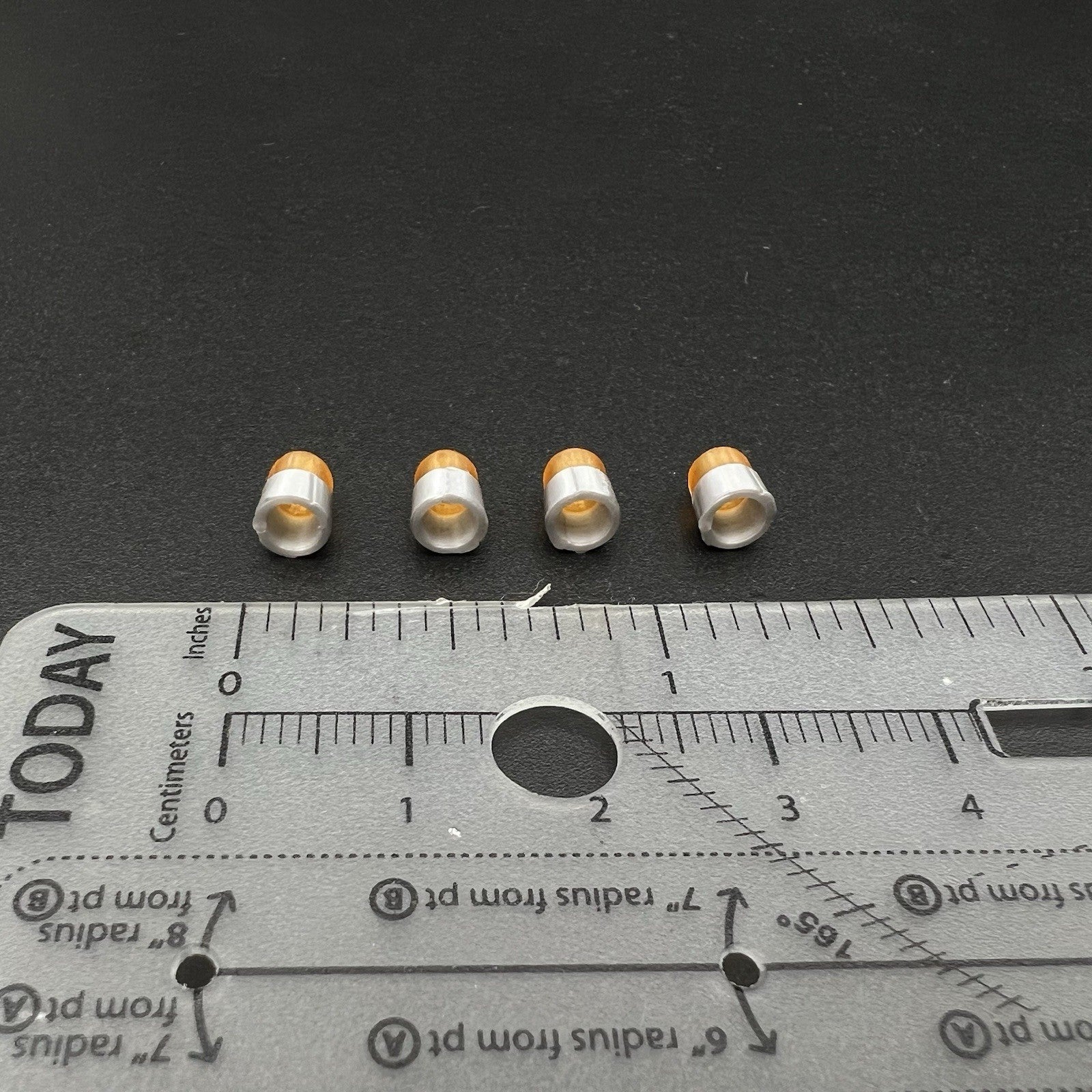 4 Pack 1/50 Vintage Amber Yellow Beacon Ray Lightbar Construction Tow Work Truck1