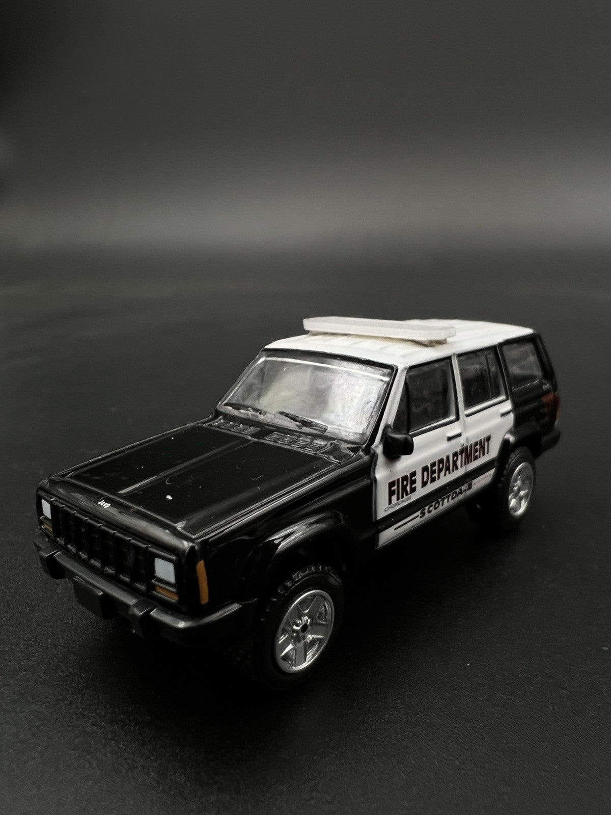 2-Pack 1/64 Scale Model Code 3 Defender Extra Wide Lightbar Police Fire 6408C3