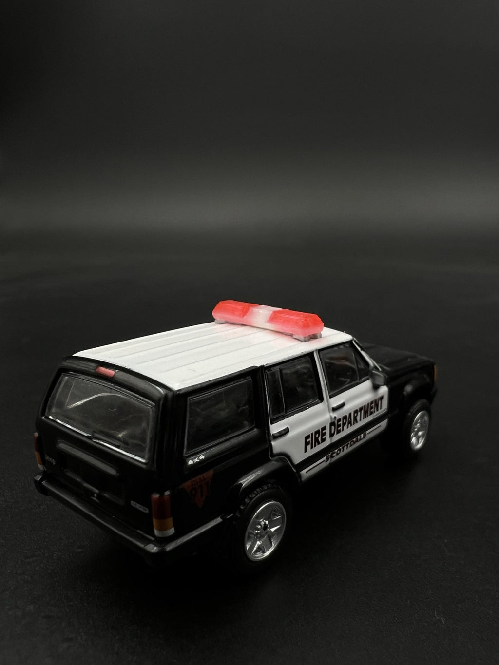 2 Pack 1/64 Red Code 3 MX7000 Lightbar Greenlight Fire EMS Paramedic Ambulance5