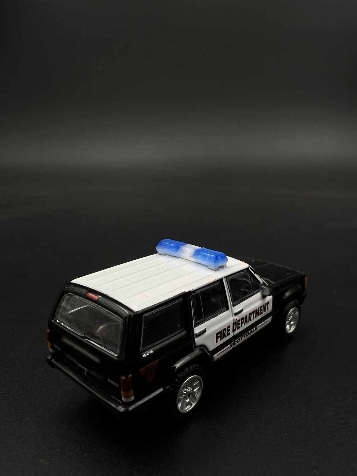 2 Pack 1/64 Blue Code 3 MX7000 Lightbar Greenlight Fire EMS Paramedic Ambulance4
