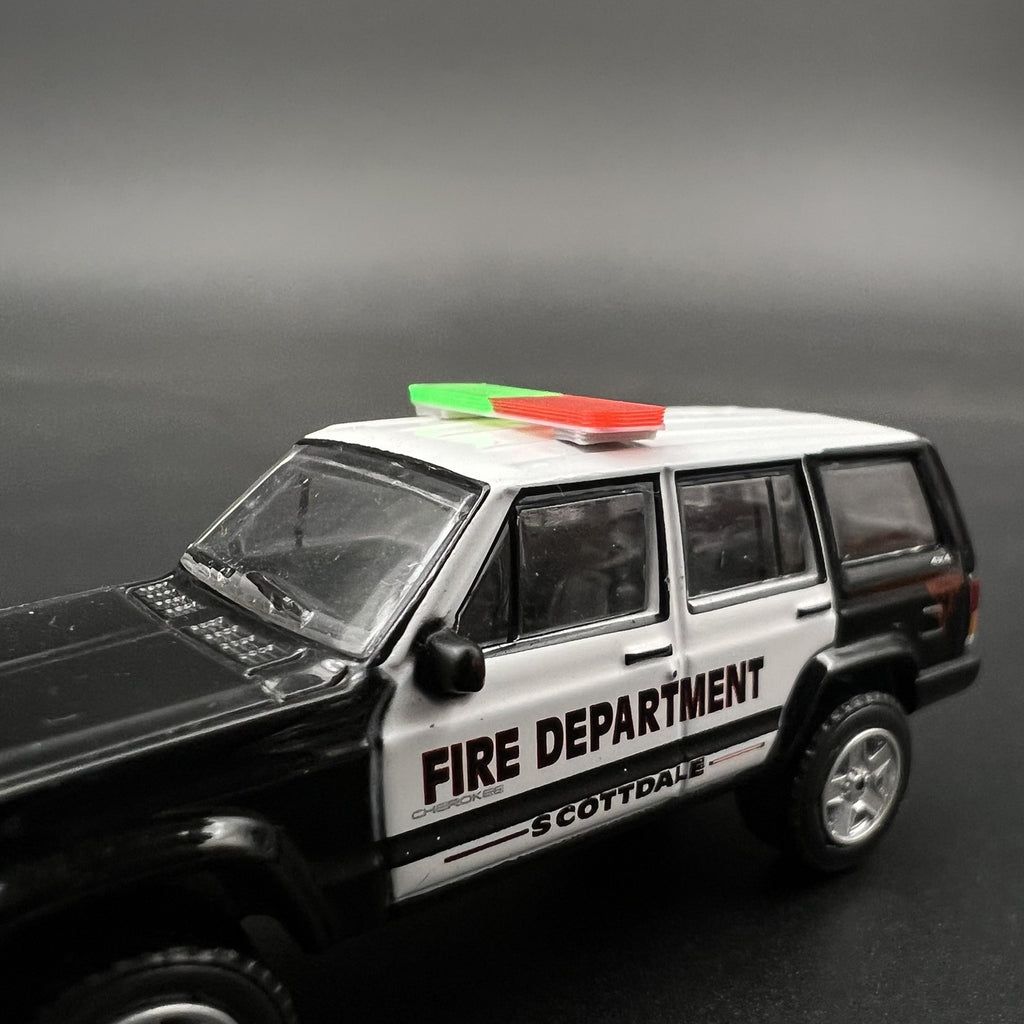 2 Pack 1/64 Green Red LED Style Whelen Lightbar Chicago Fire Ambulance SUV2