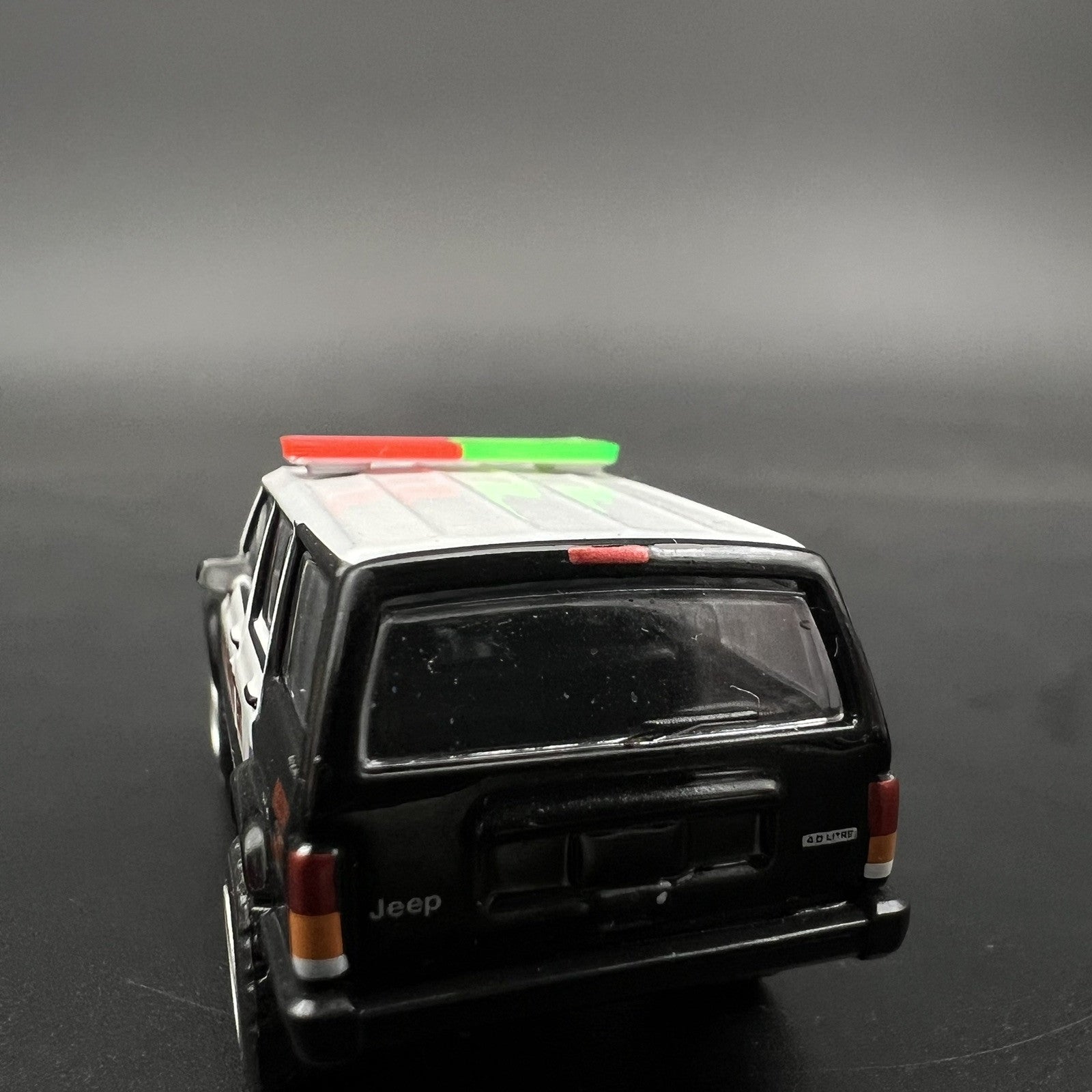 2 Pack 1/64 Green Red LED Style Whelen Lightbar Chicago Fire Ambulance SUV5