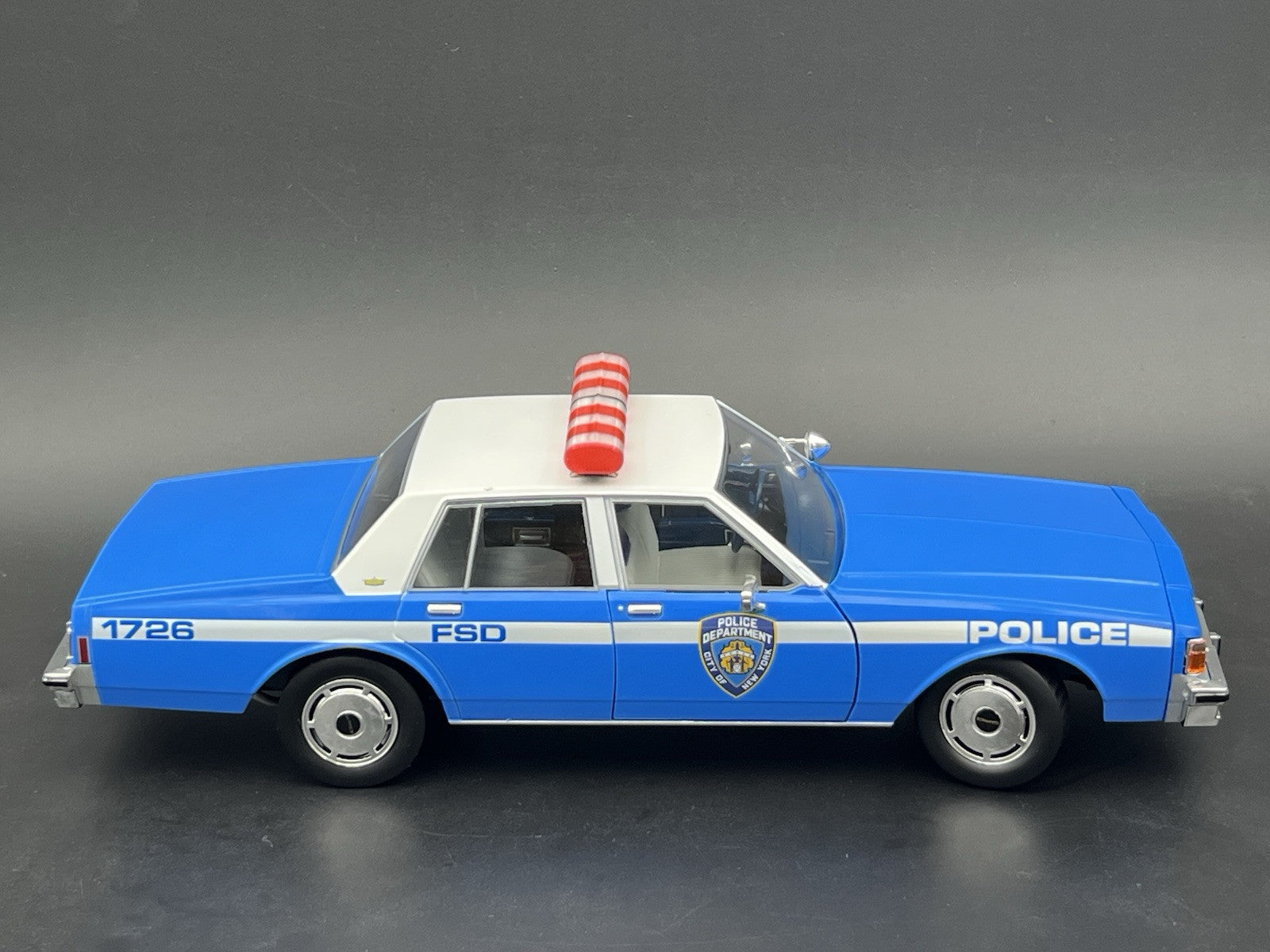 1/24 1/25 LED Ready AeroDynic Lightbar Alternating Clear Red Fire EMS Ambulance13